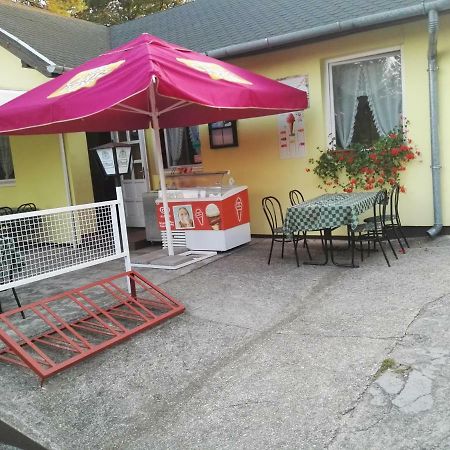 Vadasa Motel Es Etterem Hegyhátszentjakab Exteriér fotografie